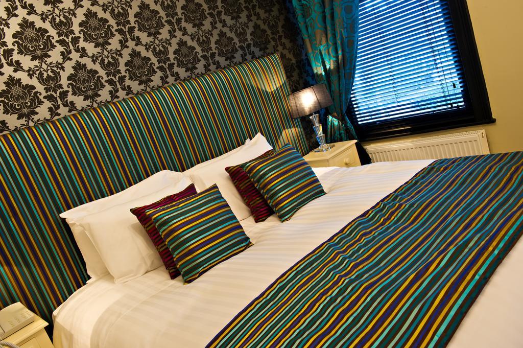 The Grafton Hotel Harrogate Ngoại thất bức ảnh A bed runner